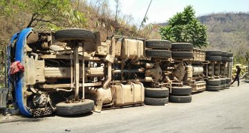 Differences Between Car and Truck Accidents 