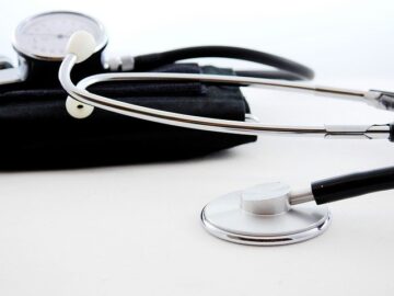 Medical Malpractice vs. Negligence: What’s the Difference? 